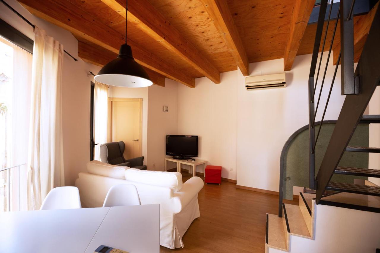דירות בניולס Atic Duplex Amb Encant A 10 Minuts De L' Estany מראה חיצוני תמונה